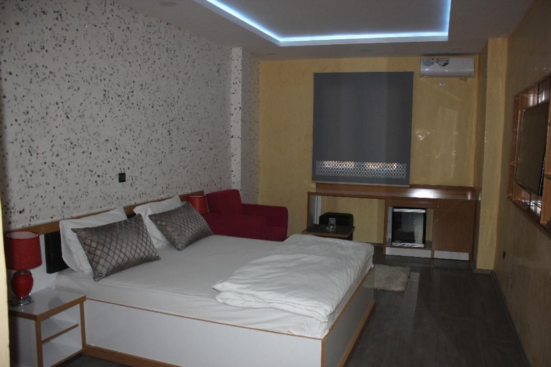 Turkuaz Residence Hotel Istanbul Bagian luar foto
