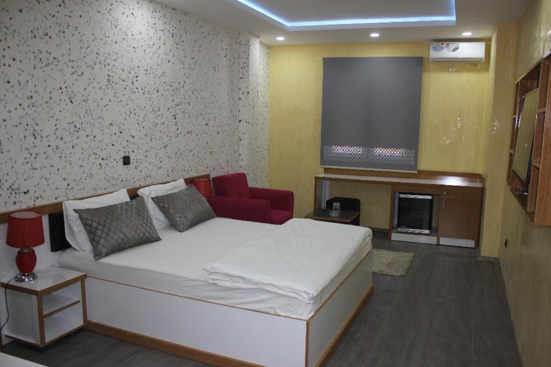 Turkuaz Residence Hotel Istanbul Bagian luar foto